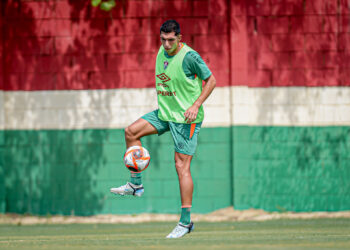 Por 8 milhões de dólares, Fluminense acerta a venda de Kevin Serna