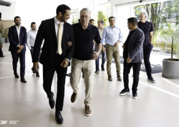 Ancelotti não quer saber e diz o que pensa do Fluminense