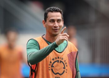 Ganso bate o martelo sobre trocar o Fluminense pelo Santos