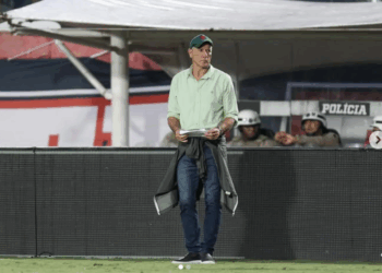 Mal saiu do Fluminense e Renato Gaúcho já é pedido por torcida de gigante da Série A