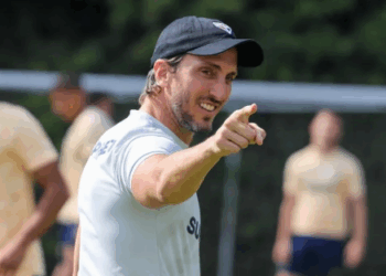 Urgente: saiba o que falta para Zubeldía ser anunciado como técnico do Fluminense