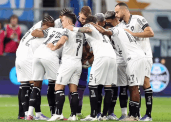 Botafogo pode ter “arma” ainda não usada para enfrentar o Fluminense no Brasileirão