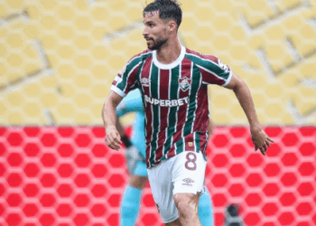 Torcida do Fluminense recebe “garantia” antes do duelo com o Lanús pela Sul-Americana