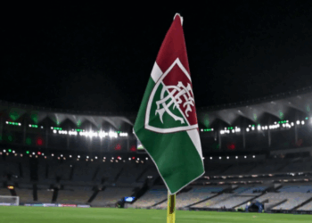 Confirmado (16/9): Fluminense acerta renovação com jogador do elenco