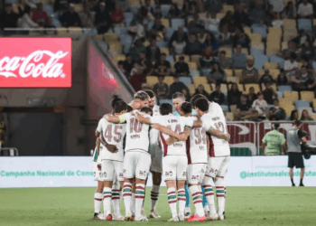 Vidente usa o dom e faz previsão para Lanús x Fluminense na Copa Sul-Americana