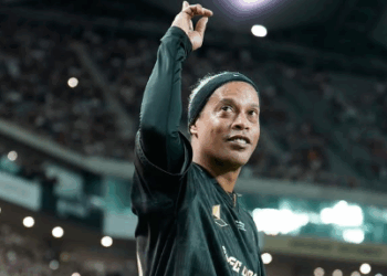 Ex-Fluminense, Ronaldinho Gaúcho foi anunciado em parceria fora do futebol