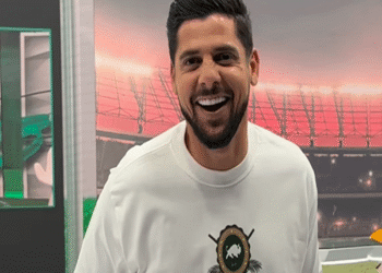 Cicinho antecipou o placar do jogo de volta de Fluminense x Bahia pela Copa do Brasil 2025