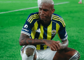 Fluminense pode travar batalha com rival por Anderson Talisca, diz jornalista